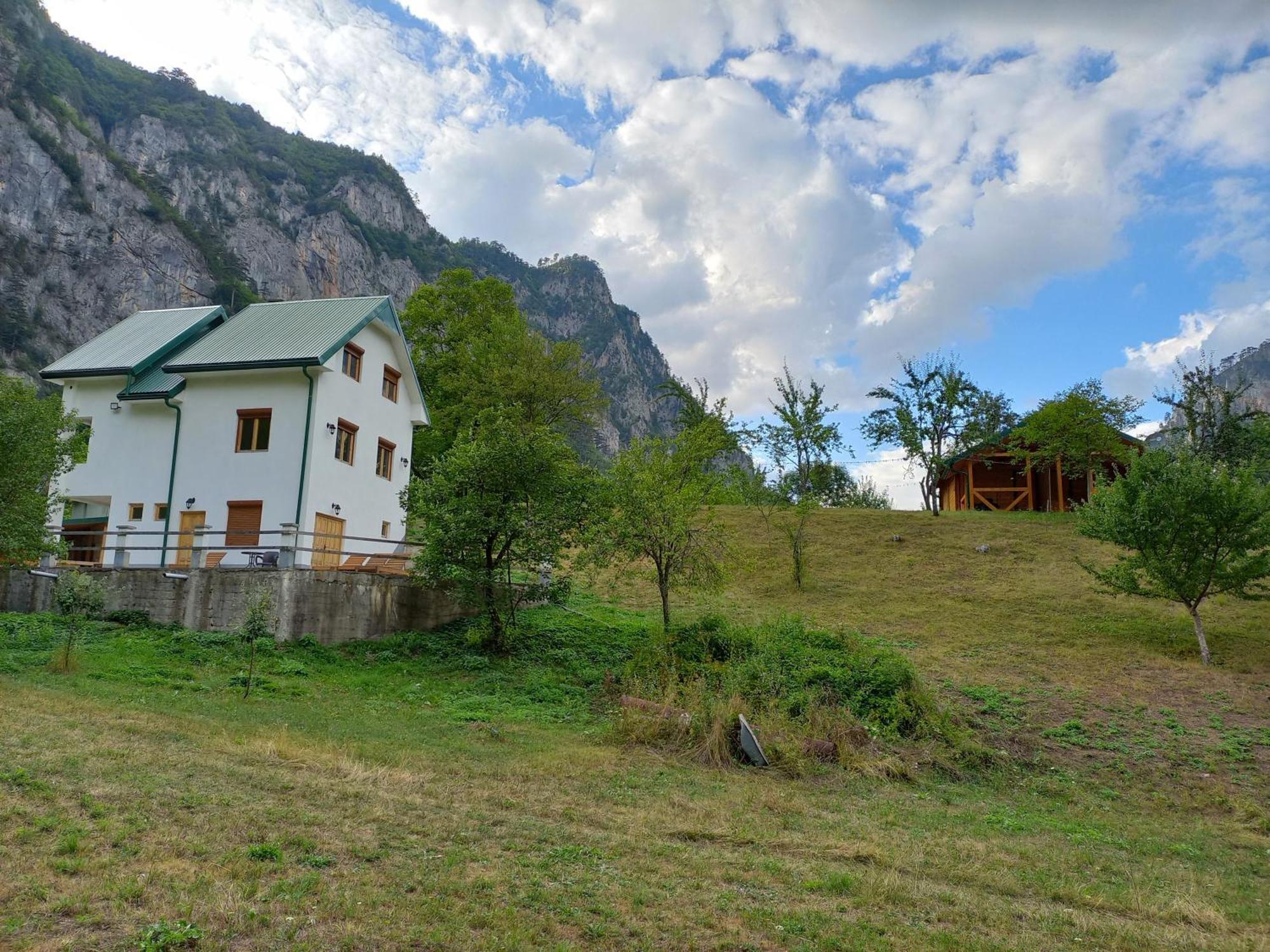 Vila Montana Dobrilovina Exterior photo