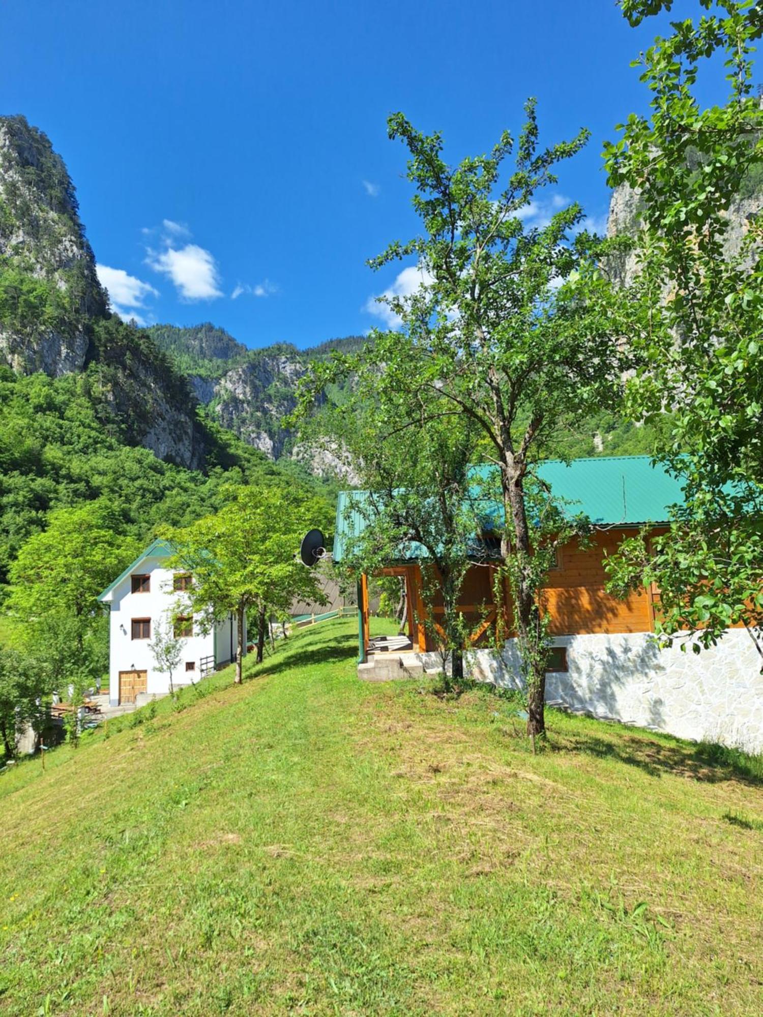 Vila Montana Dobrilovina Exterior photo